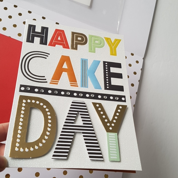 C R Gibson Luxury Card Happy Cake Day - Picture 13 of 15